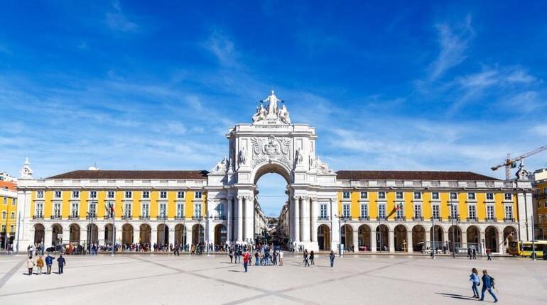 Charming In The Heart Of * Lisboa